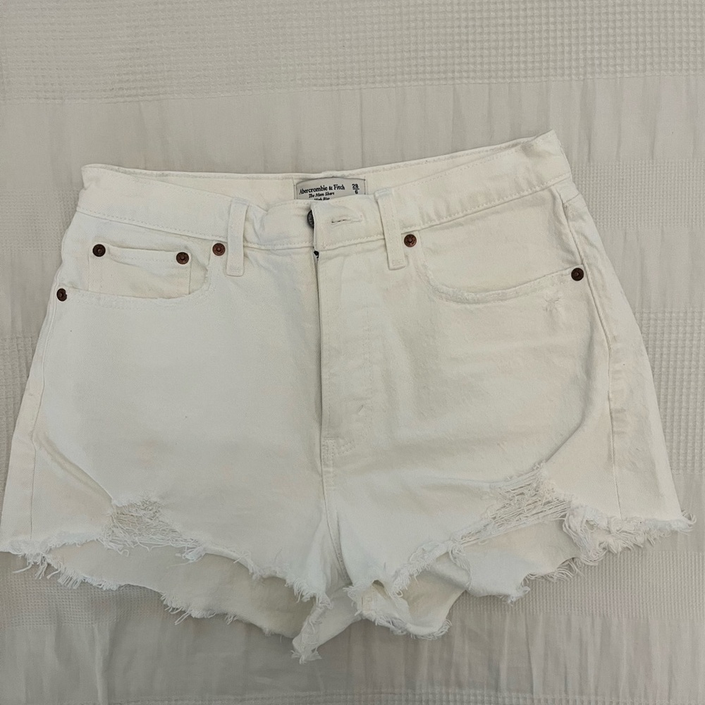 Abercrombie & Fitch Curve Love High Rise Mom Shorts- white